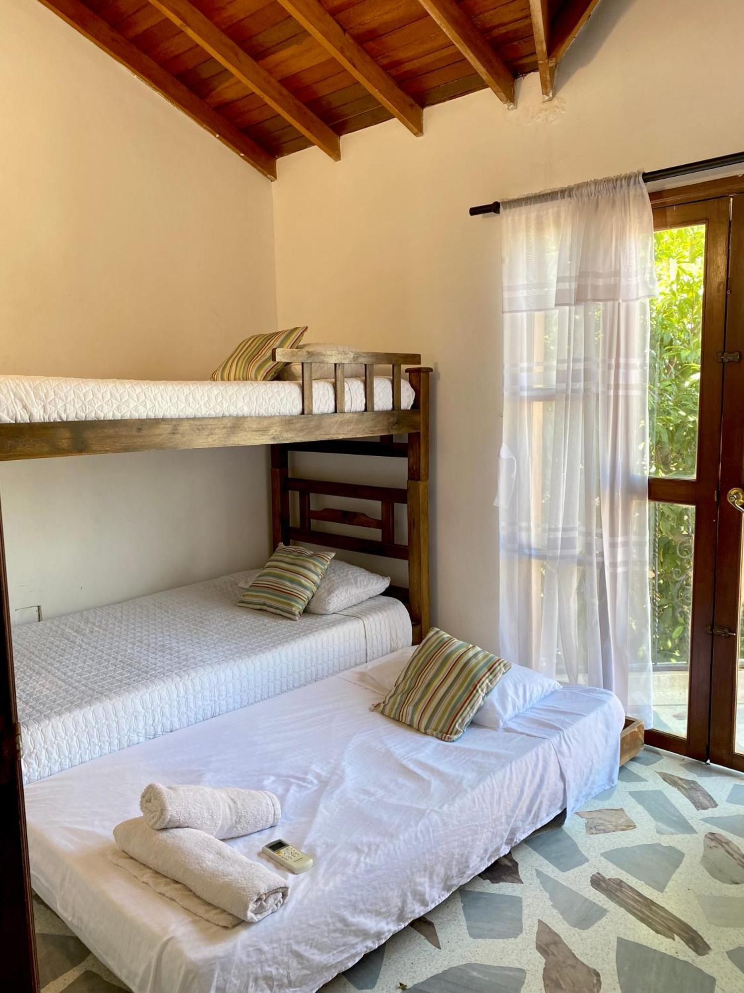 Hotel Cabanas Villa Roca, Rodadero Santa Marta  Eksteriør bilde